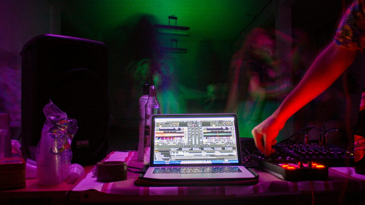 10 Music Promotion Tools You Should Be Using in 2025